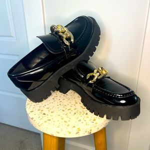 Guess black shoes (Women’s) size 7.5